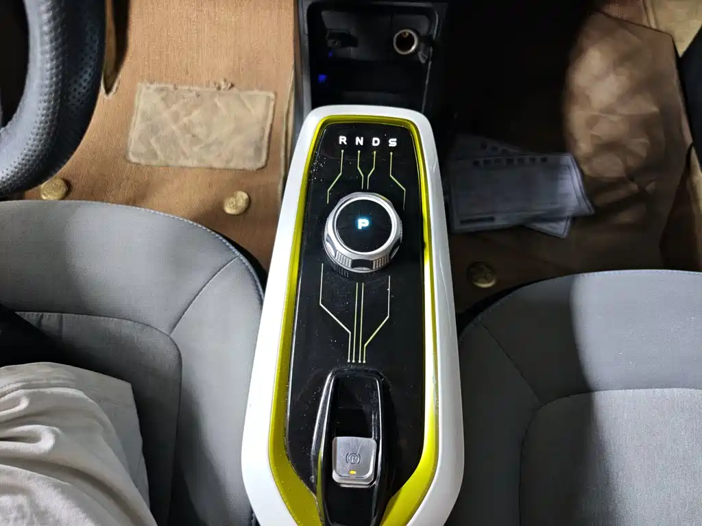 Changan Benben E-Star — миниатюра 14
