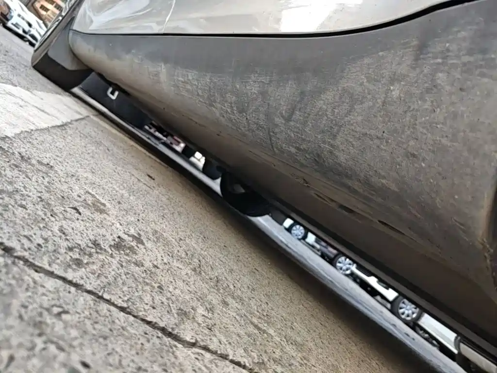 Tesla Model Y — миниатюра 22