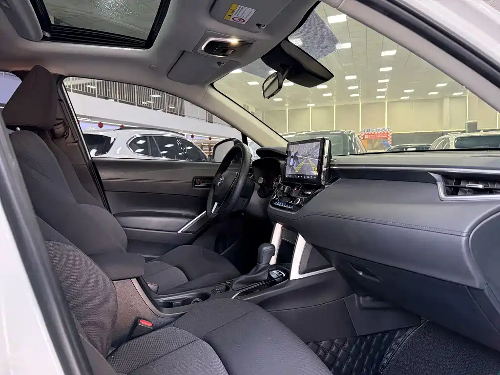 Toyota Frontlander — миниатюра 7