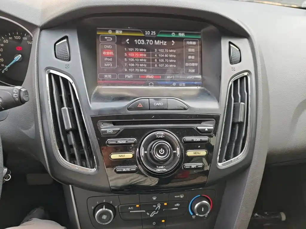 Ford Focus — миниатюра 13