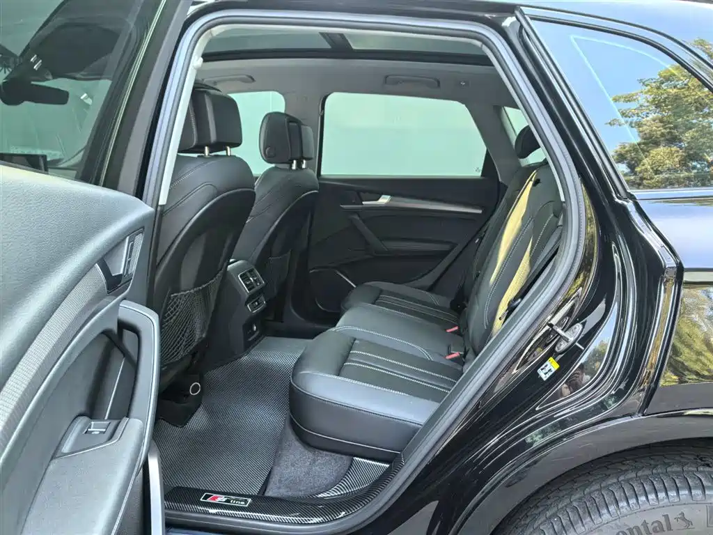 Audi Q5L — миниатюра 15