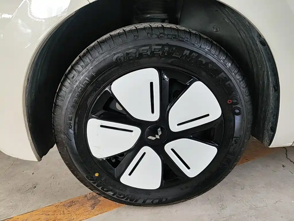 Wuling MINIEV — миниатюра 23