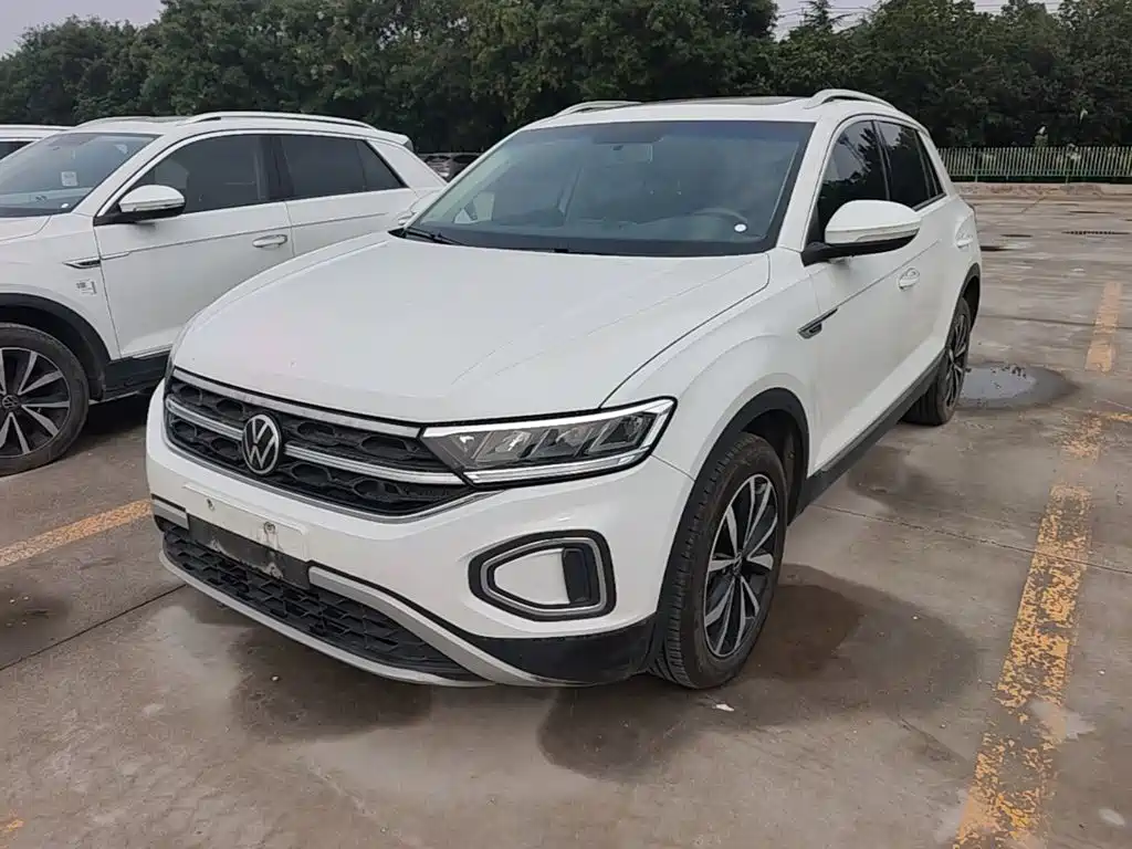 Volkswagen T-Roc — миниатюра 2