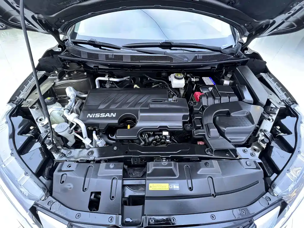 Nissan Qashqai — миниатюра 21