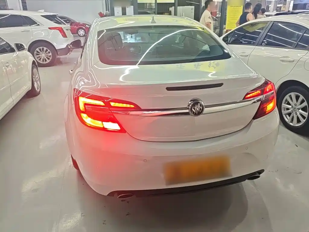 Buick Regal — миниатюра 6