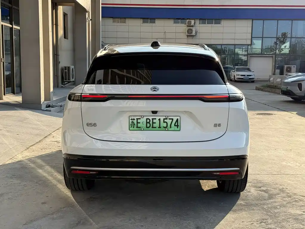 NIO ES6 — миниатюра 13