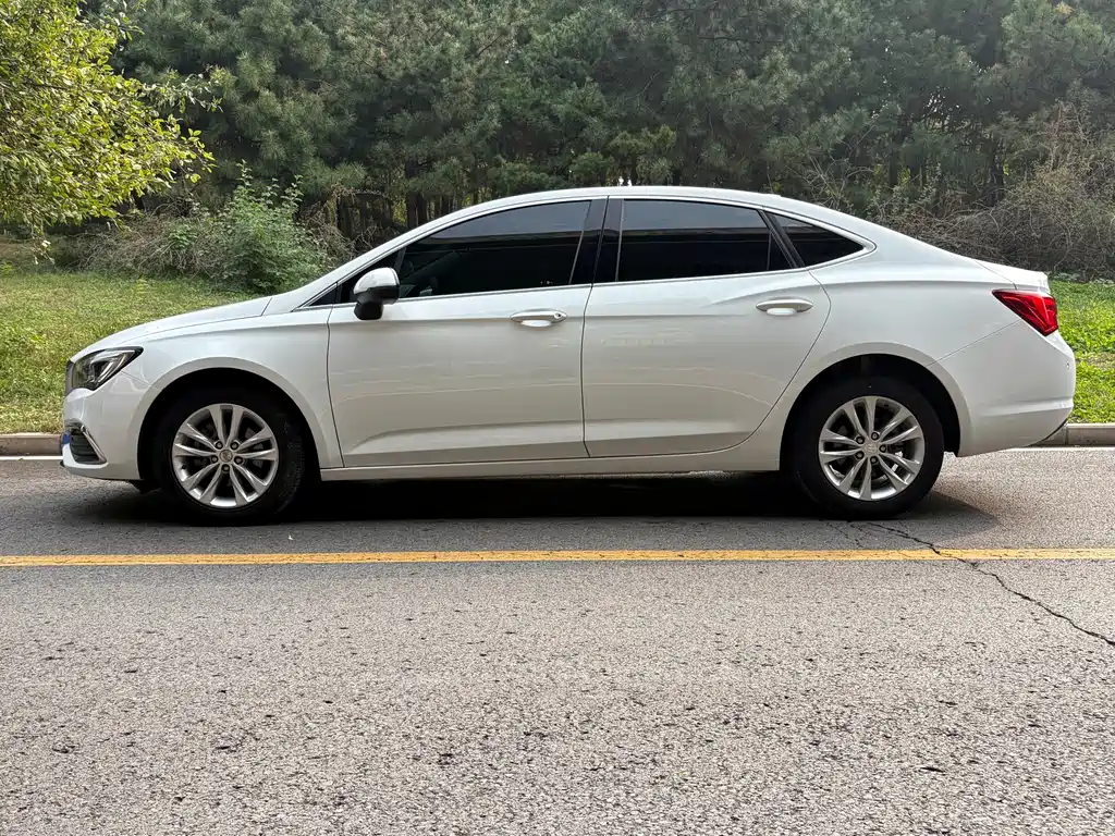 Buick Verano — миниатюра 3