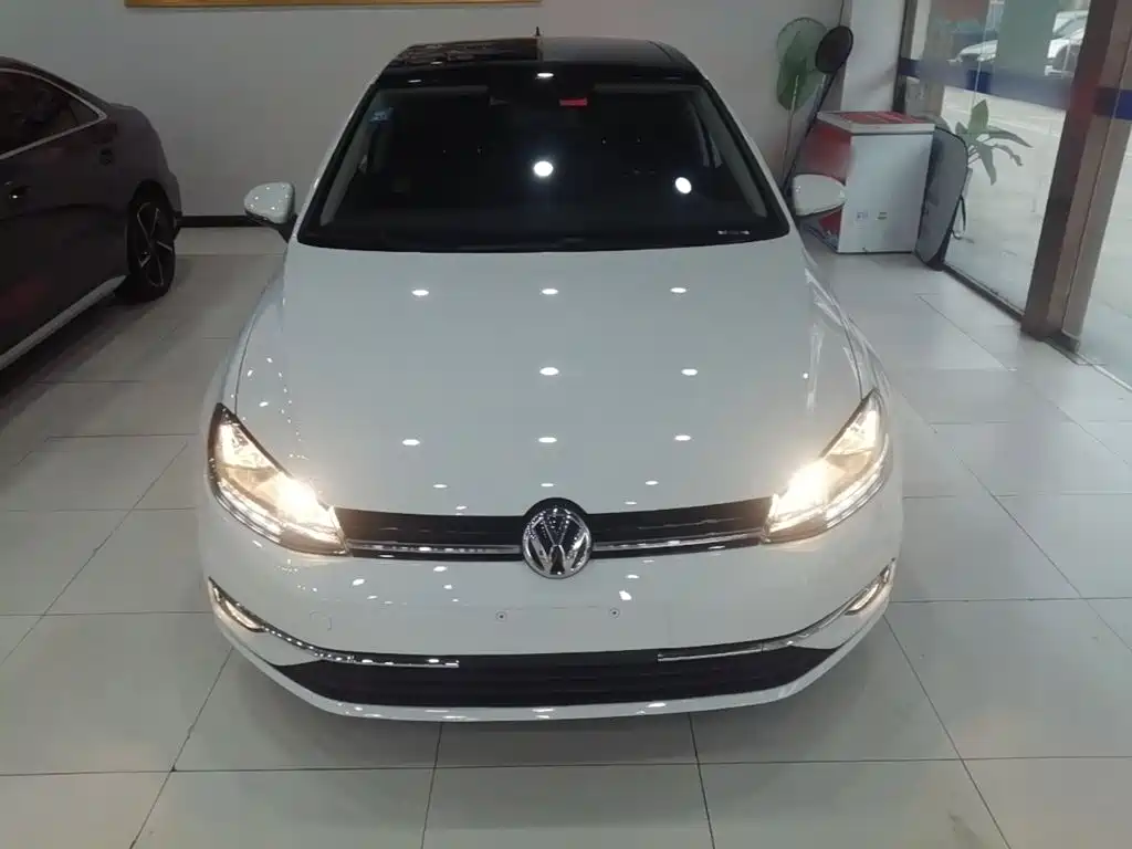 Volkswagen Golf — миниатюра 3