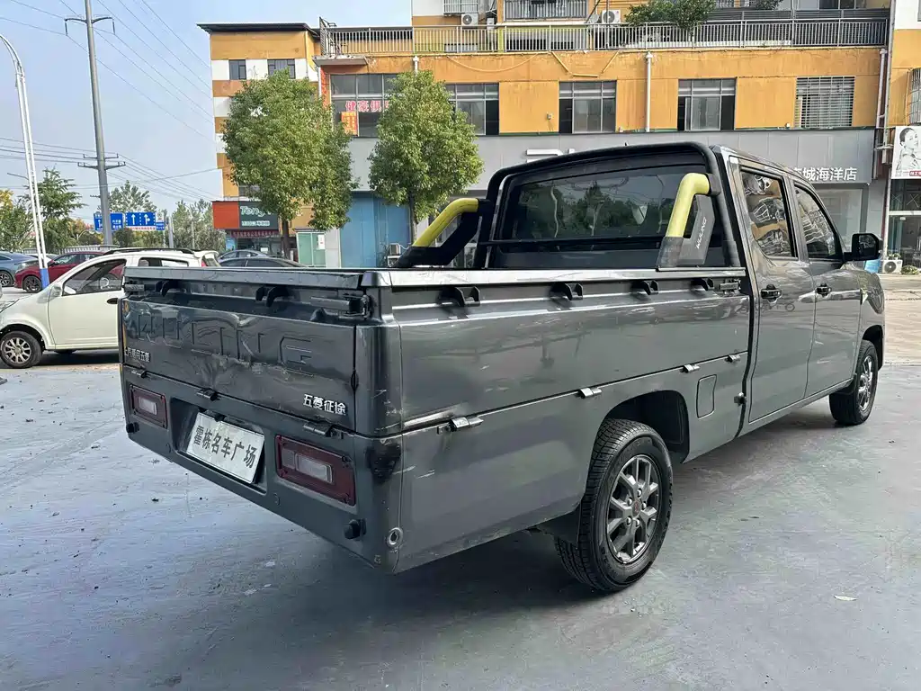 Wuling Journey — миниатюра 4