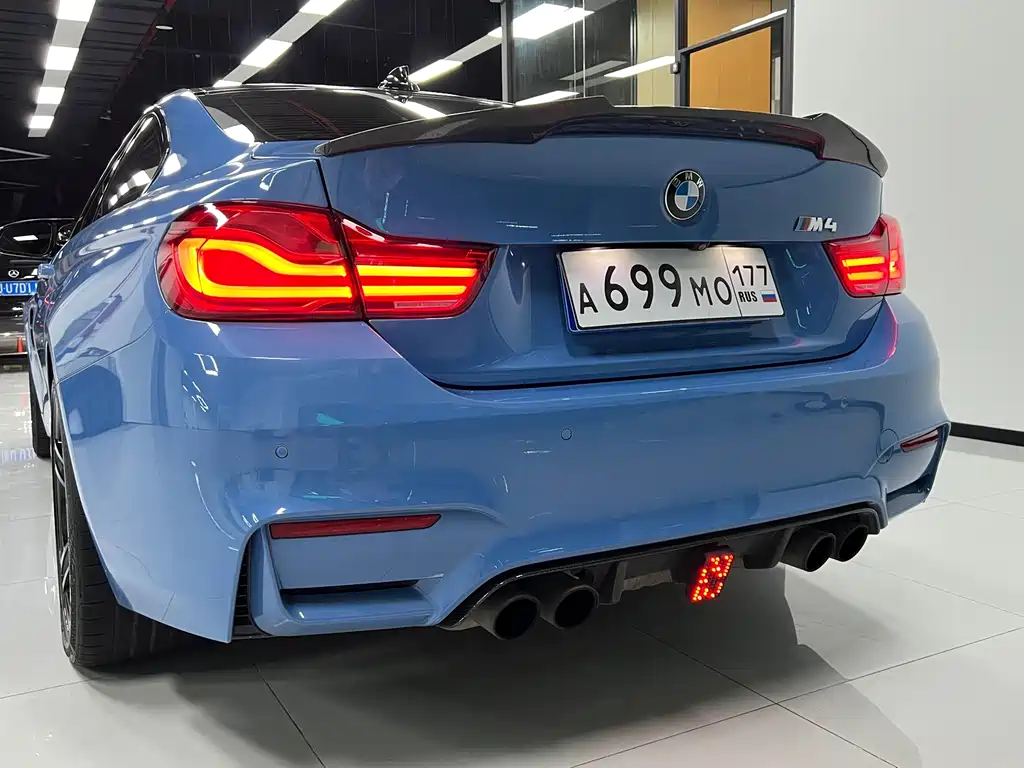 BMW M4 — миниатюра 24