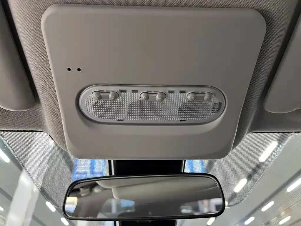 Nissan Qashqai — миниатюра 17