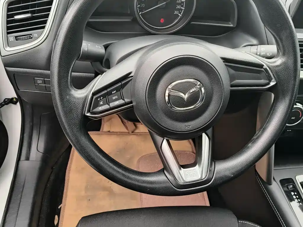 Mazda CX-4 — миниатюра 8