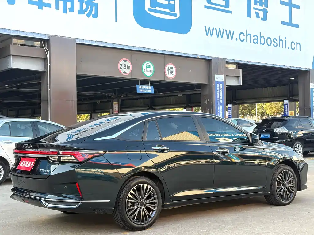 Dongfeng Aeolus Yixuan Max MAX 2021 1.5T
