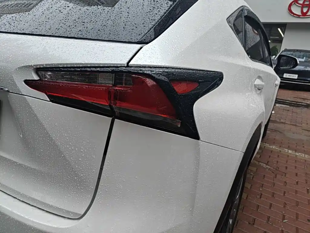 Lexus NX — миниатюра 8