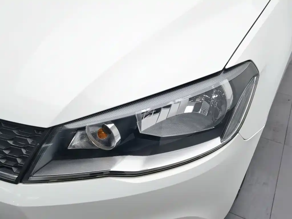 Volkswagen Jetta — миниатюра 7