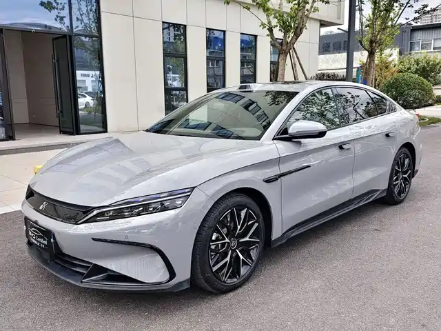 2025 BYD Han