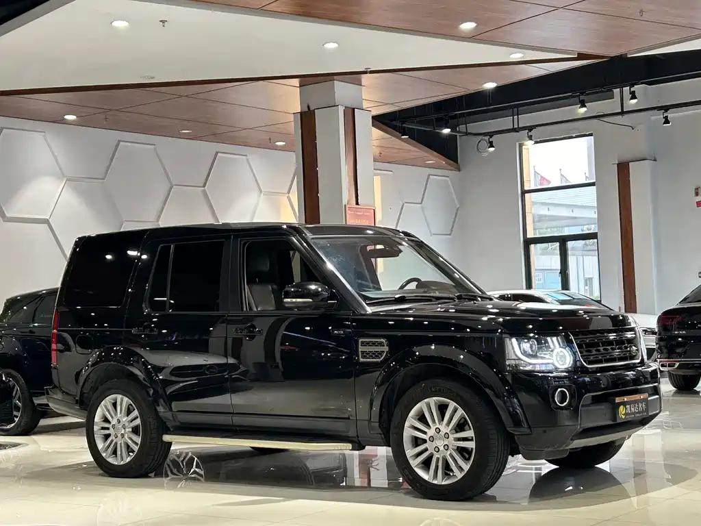 Land Rover Discovery 2015 3.0 SC V6 HSE