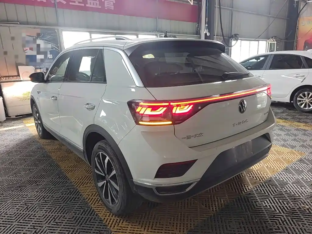 Volkswagen T-Roc — миниатюра 5