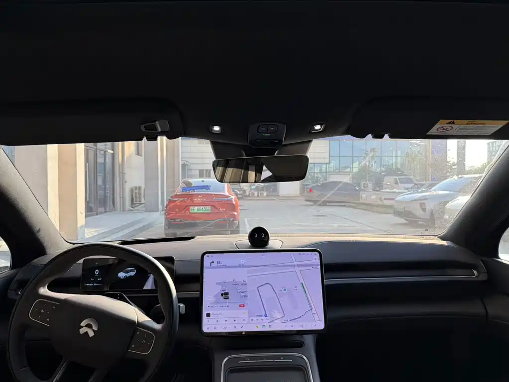 NIO ES6 — миниатюра 8