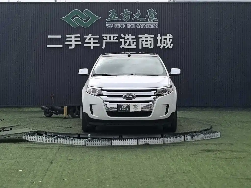Ford Edge (Import) — миниатюра 2