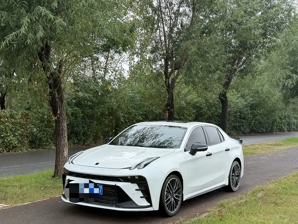 Lynk & Co 03 — миниатюра 3