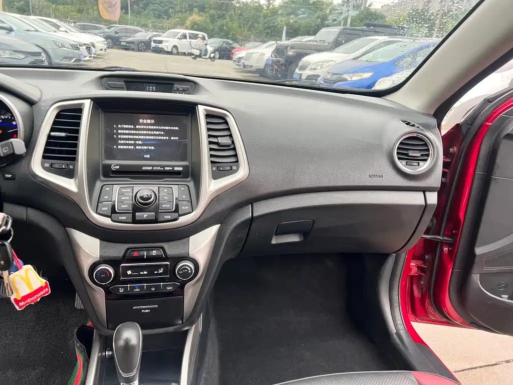 Changan Eado XT — миниатюра 8