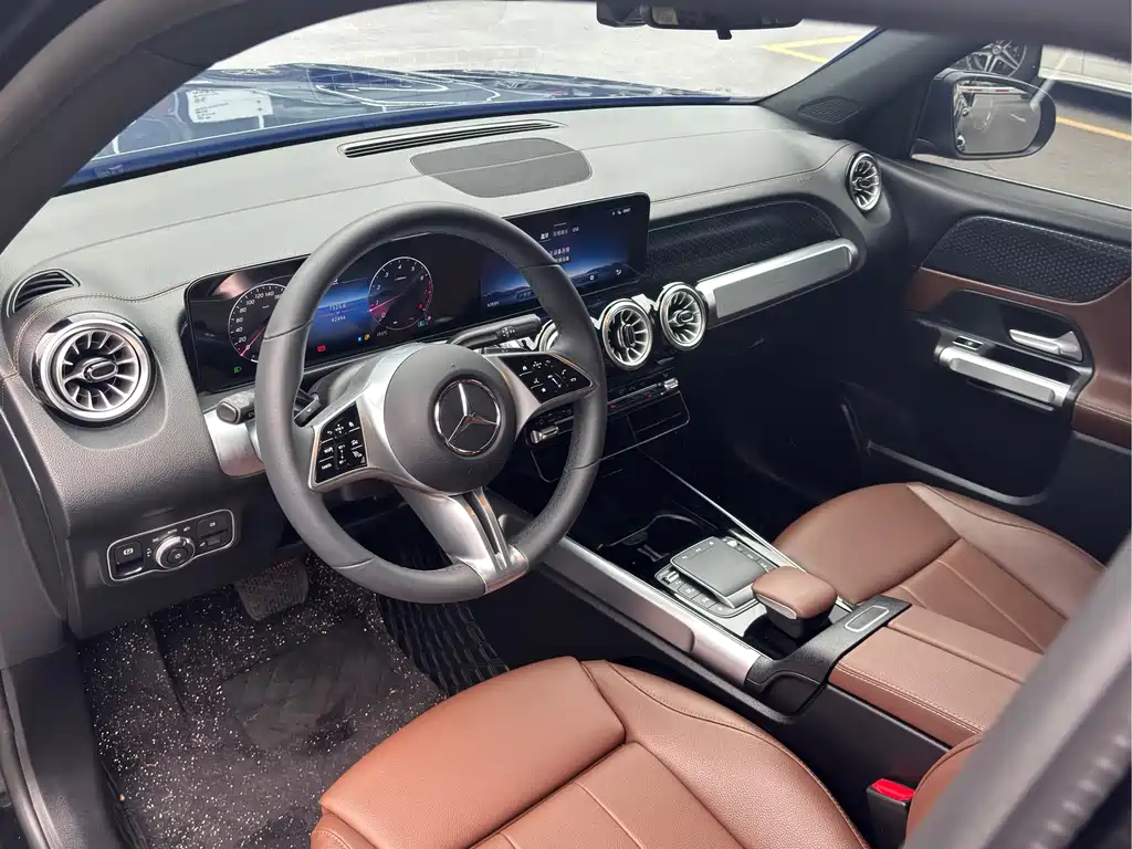 Mercedes-Benz GLB — миниатюра 7
