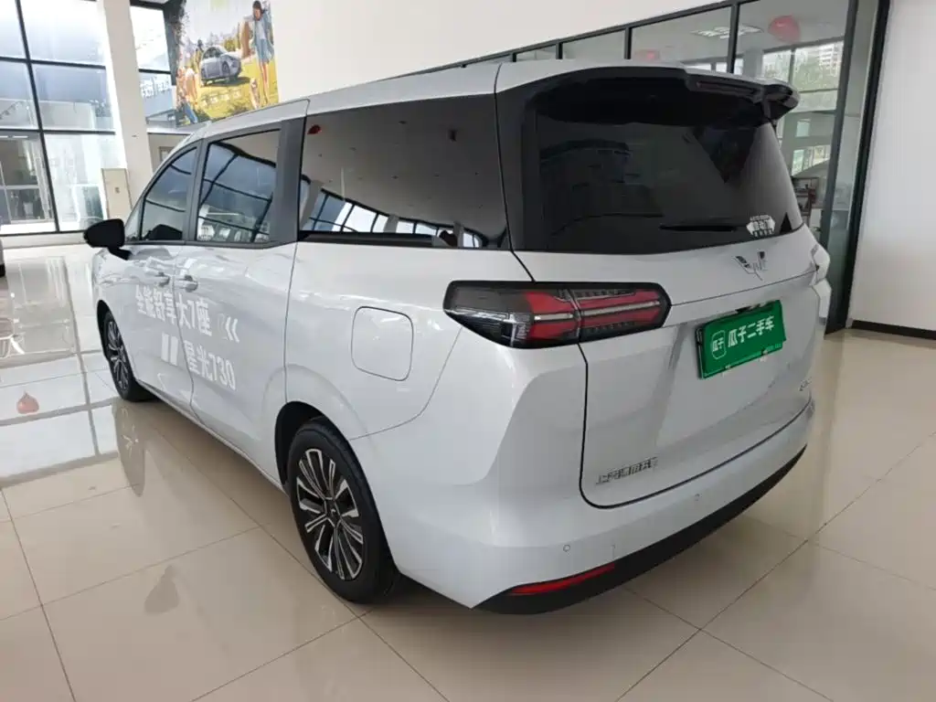 Wuling Xingguang 730 New Energy — миниатюра 5