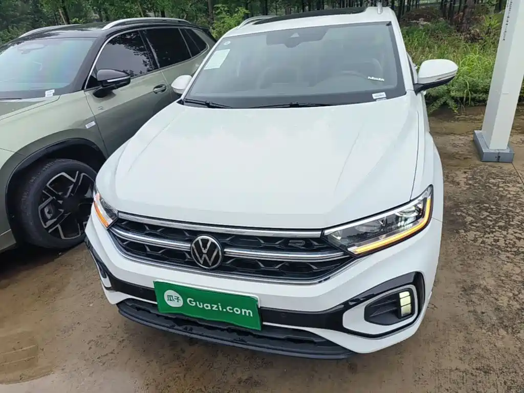 Volkswagen T-Roc — миниатюра 3