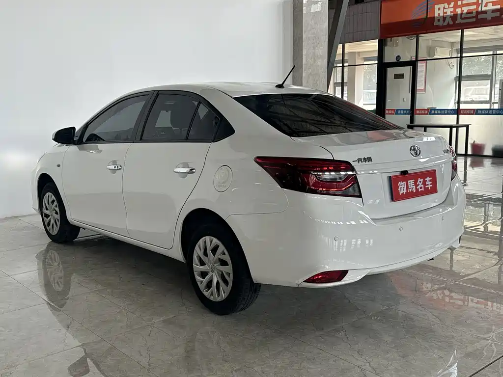 Toyota Vios — миниатюра 4