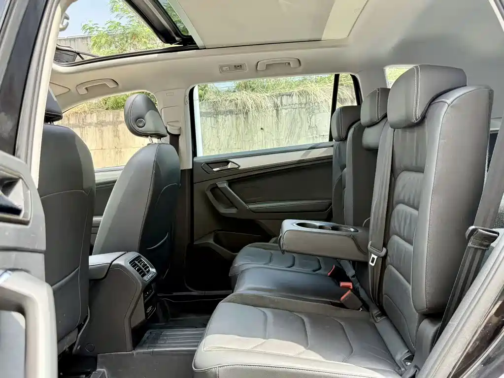 Volkswagen Tiguan L — миниатюра 7