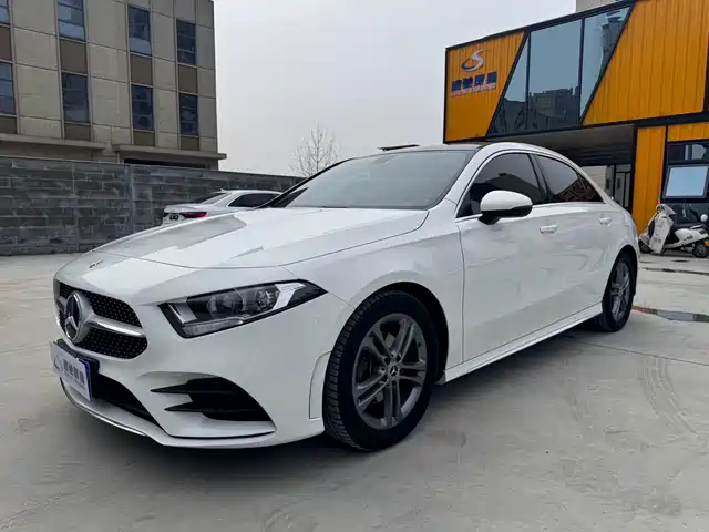 MERCEDES-BENZ A CLASS