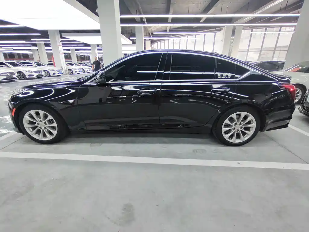 Cadillac CT5 — миниатюра 13