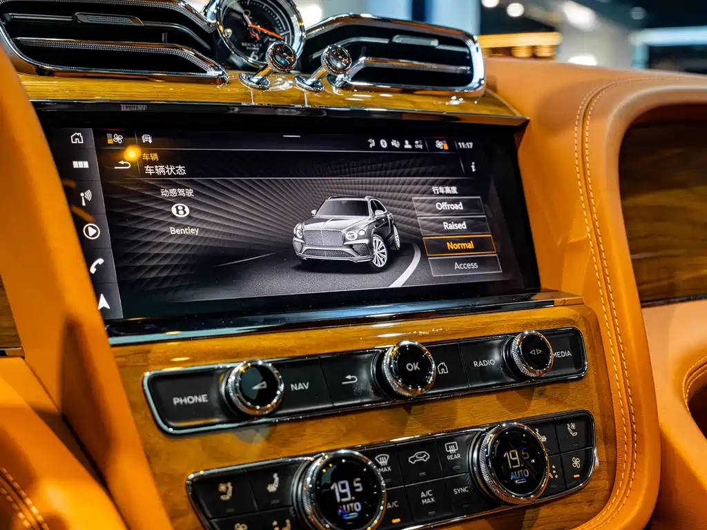 Bentley Bentayga — миниатюра 13