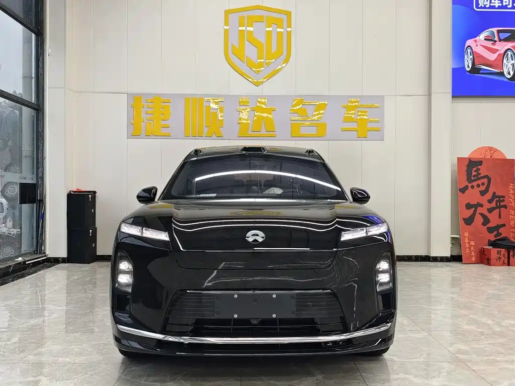 NIO ES8 2026 мест Executive Luxury