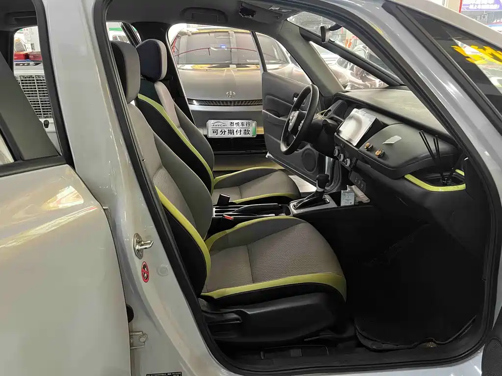 Honda Fit — миниатюра 7