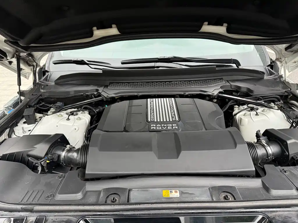 Land Rover Sport — миниатюра 17