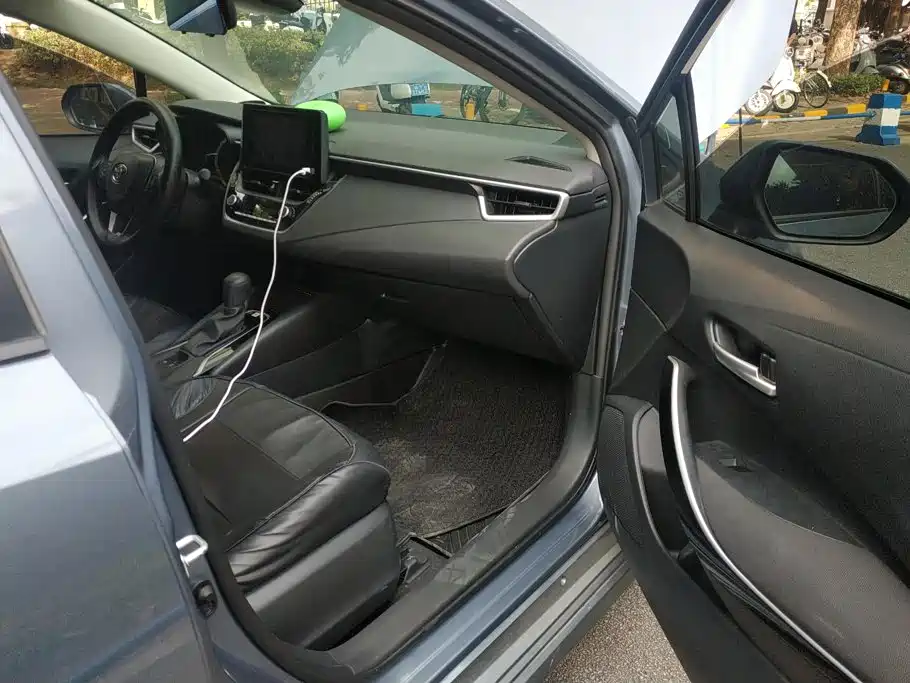 Toyota Corolla — миниатюра 8