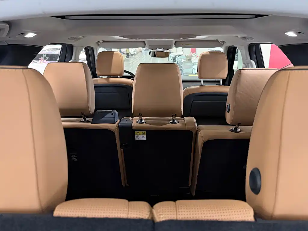 Land Rover Discovery — миниатюра 21