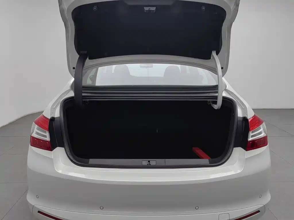 Peugeot 408 — миниатюра 16