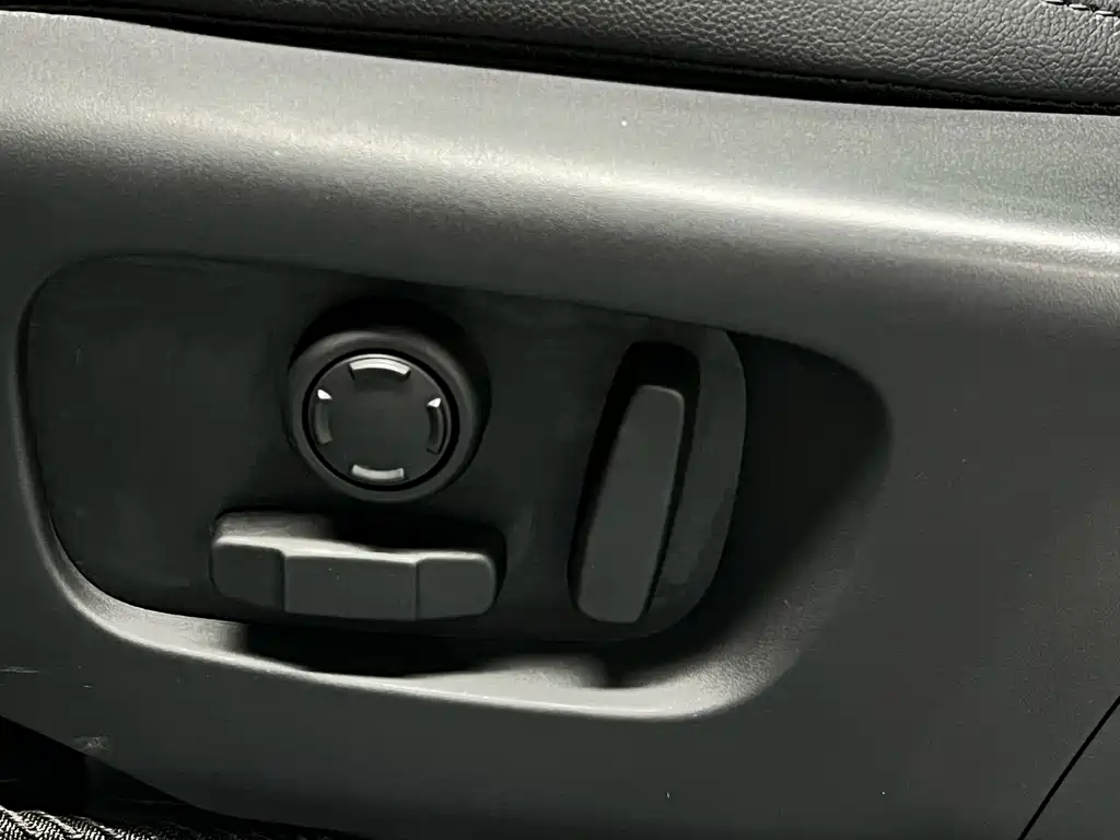 Land Rover Evoque — миниатюра 39