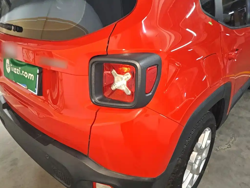 Jeep Renegade — миниатюра 8