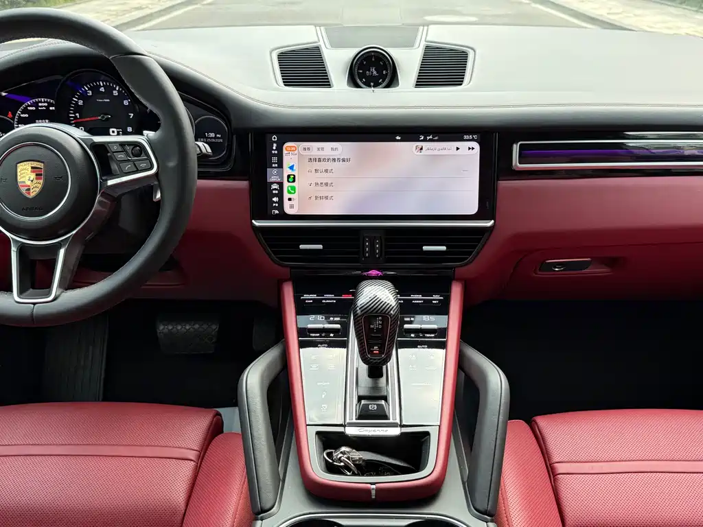 Porsche Cayenne — миниатюра 12