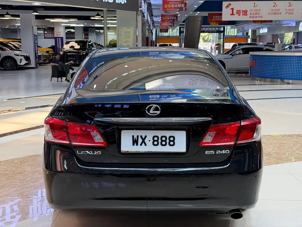 Lexus ES — миниатюра 4
