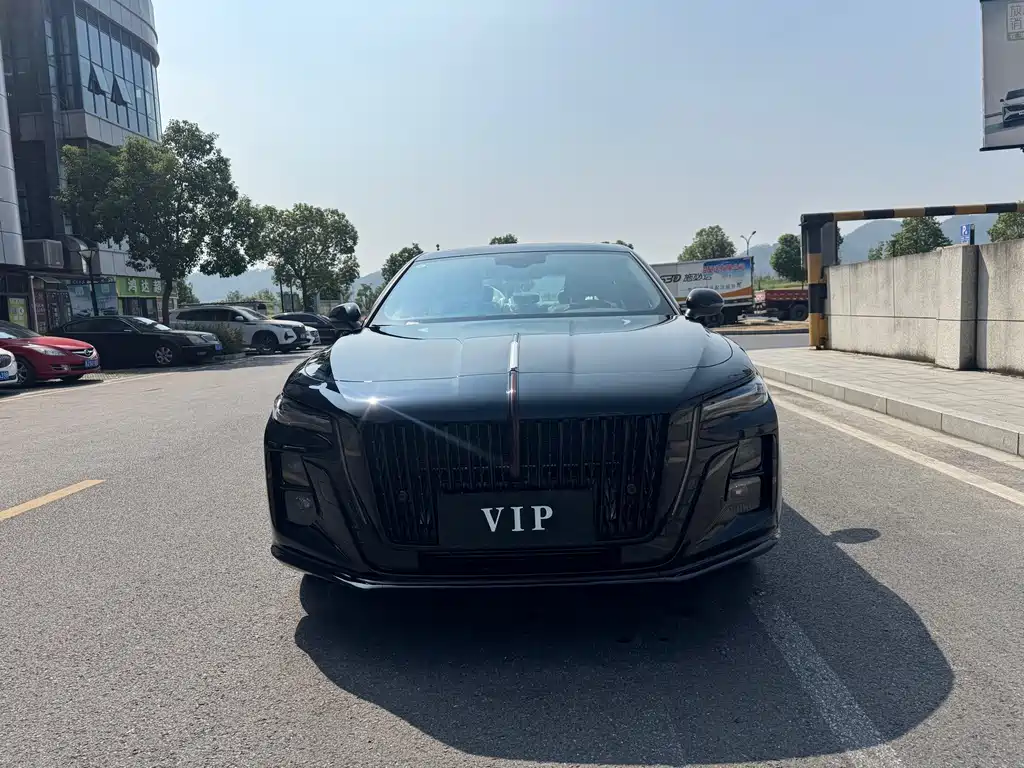 Hongqi Hongqi H5 — миниатюра 3