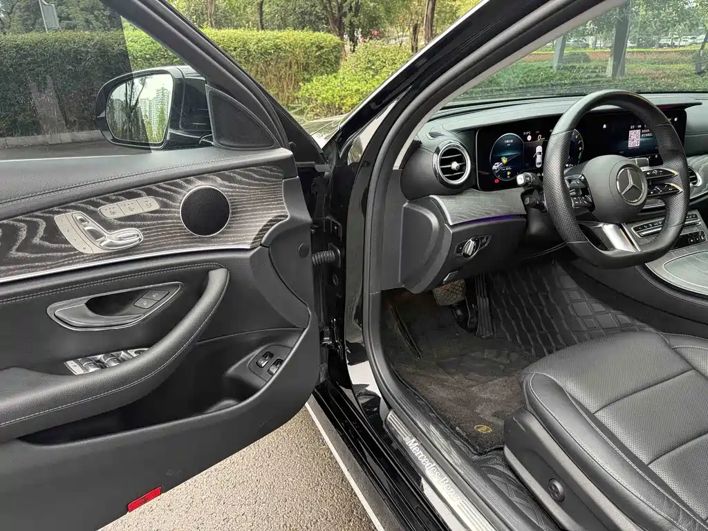 Mercedes-Benz E-Class New Energy — миниатюра 7