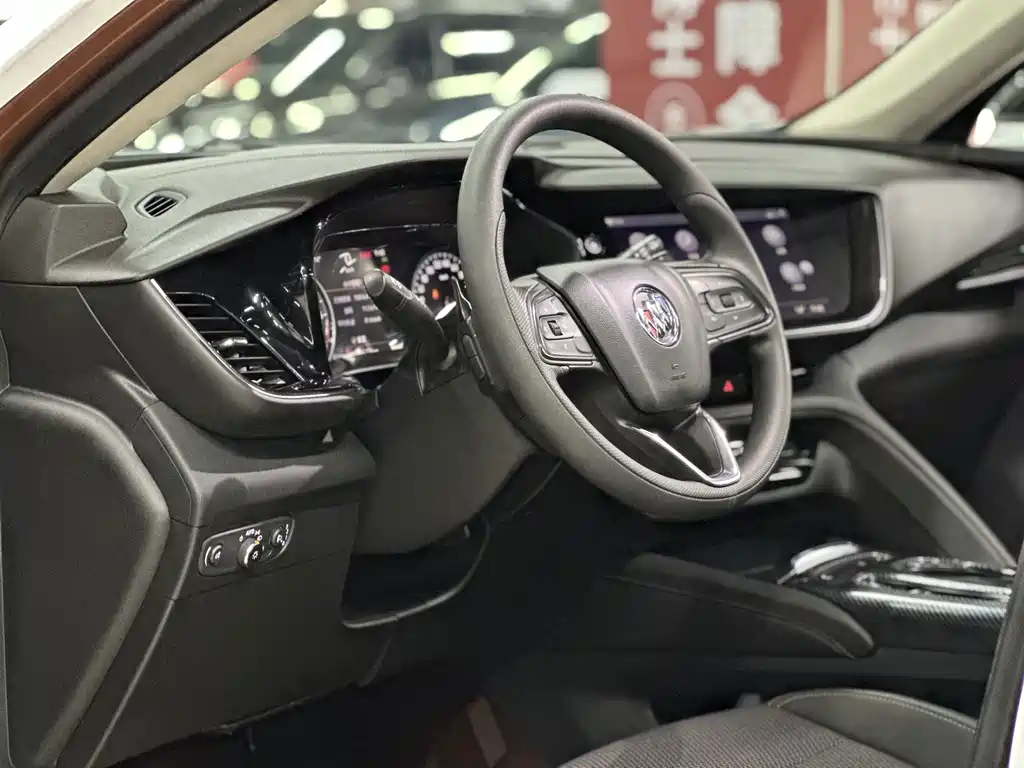 Buick Envision S — миниатюра 30