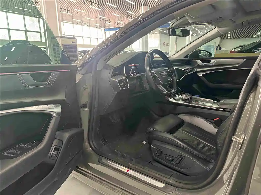 Audi A7 — миниатюра 2