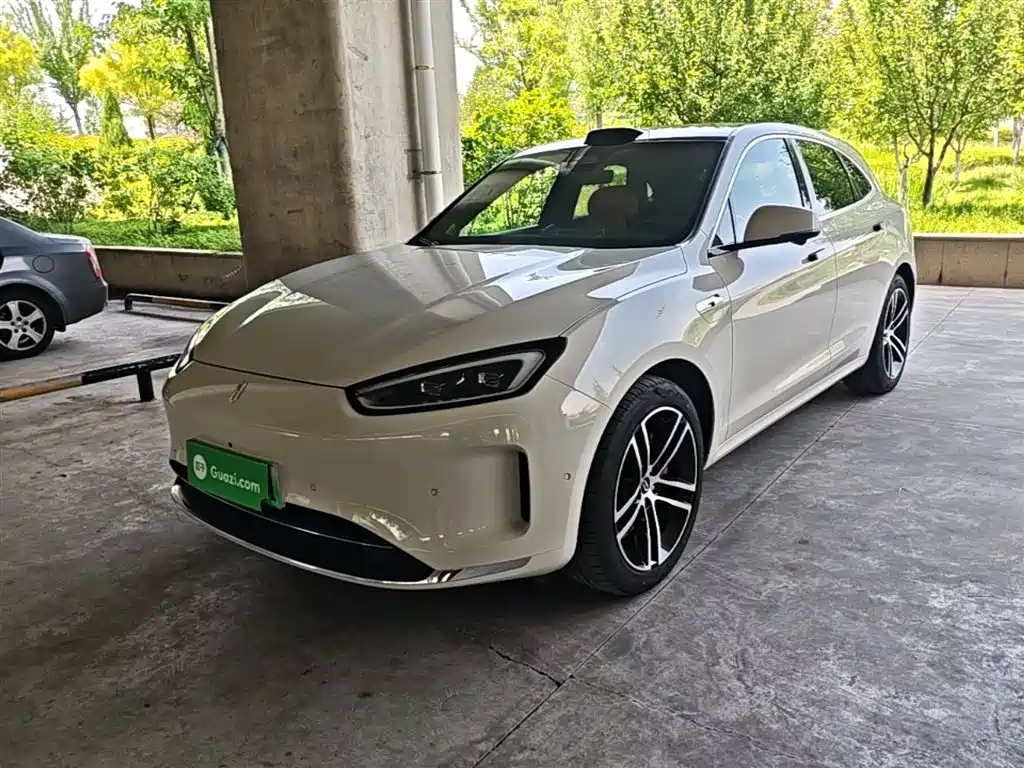 AITO M5 2025 EREV Ultra 4WD Edition