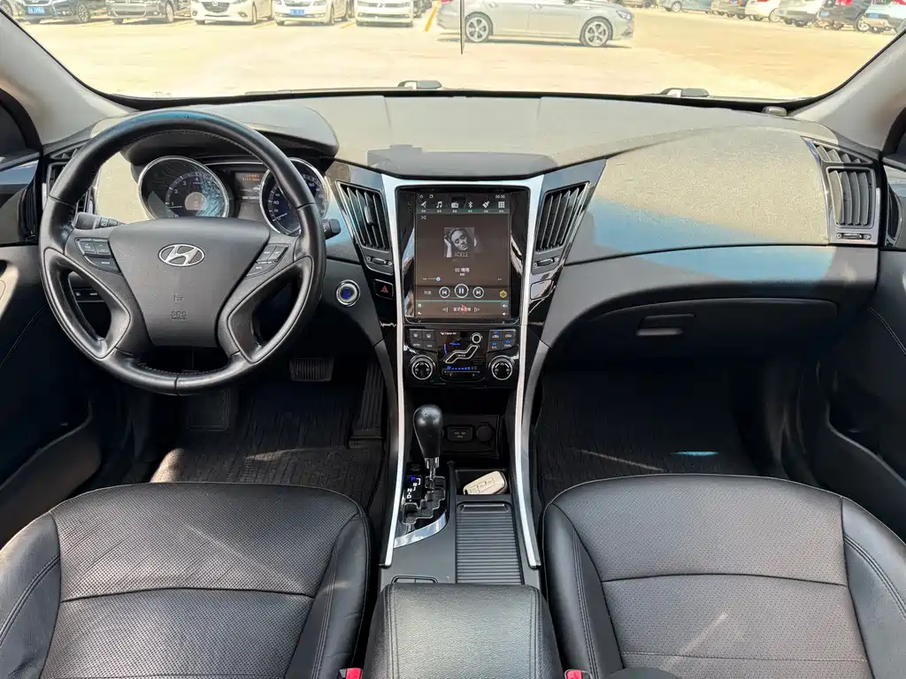 Hyundai Sonata — миниатюра 11